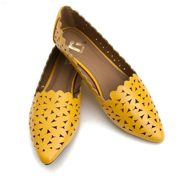 Report Shoes - Wavy Mustard Yellow floral Report flats